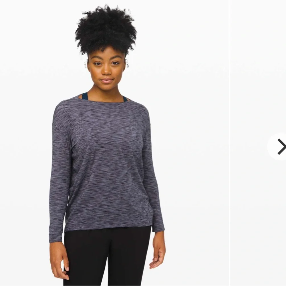 Women’s Lululemon Back in Action Long Sleeve - Size 2 - NWT - Picture 2 of 6